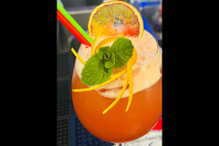 Restaurant Miorita Harrow - 6