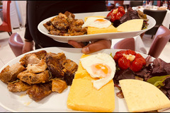 Restaurant Miorita Harrow - 10