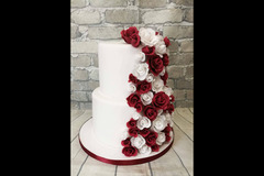 Cakes by Zoe Lincoln