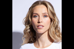 Amanda Roberts Hair and Make-up London - 18