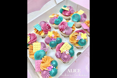 Alice Bakes Cakes Peterborough - 18