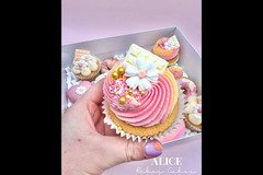 Alice Bakes Cakes Peterborough - 26