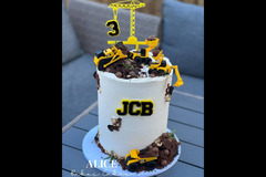 Alice Bakes Cakes Peterborough - 29