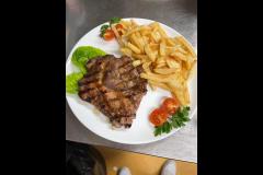 Casa Romaneasca Tamworth - 8