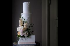 Marie Antoinette Cake Design - 9