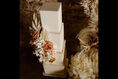 Marie Antoinette Cake Design - 11