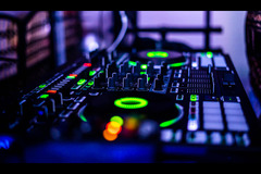 Dj Robert Eremia